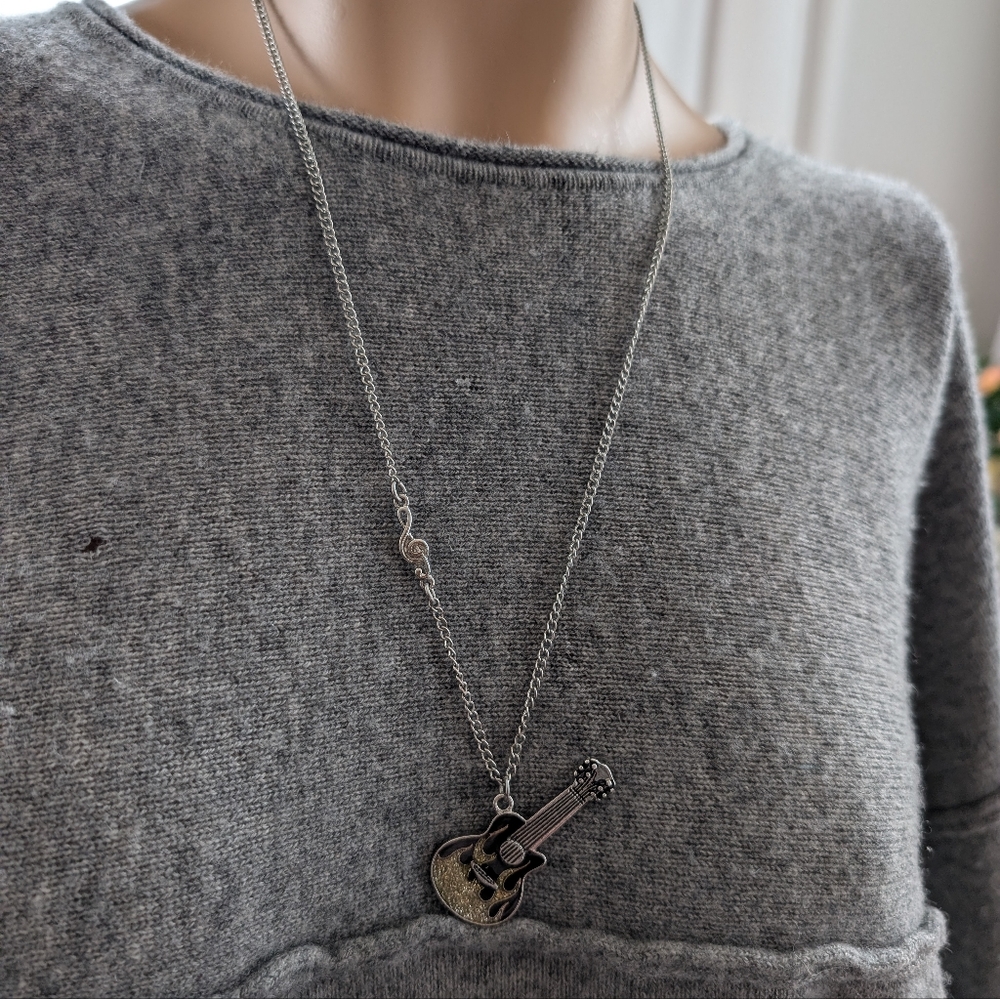 Guitar necklace - Picture 5 of 5